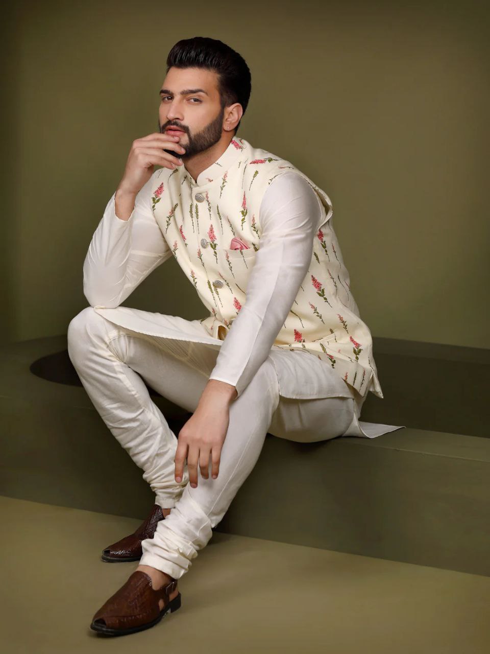 WHITE KURTA JACKIET PRINTED BOTANICAL BUNDI KURTA SET