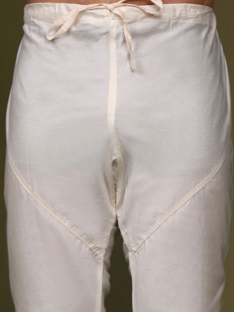 WHITE KURTA JACKIET PRINTED BOTANICAL BUNDI KURTA SET