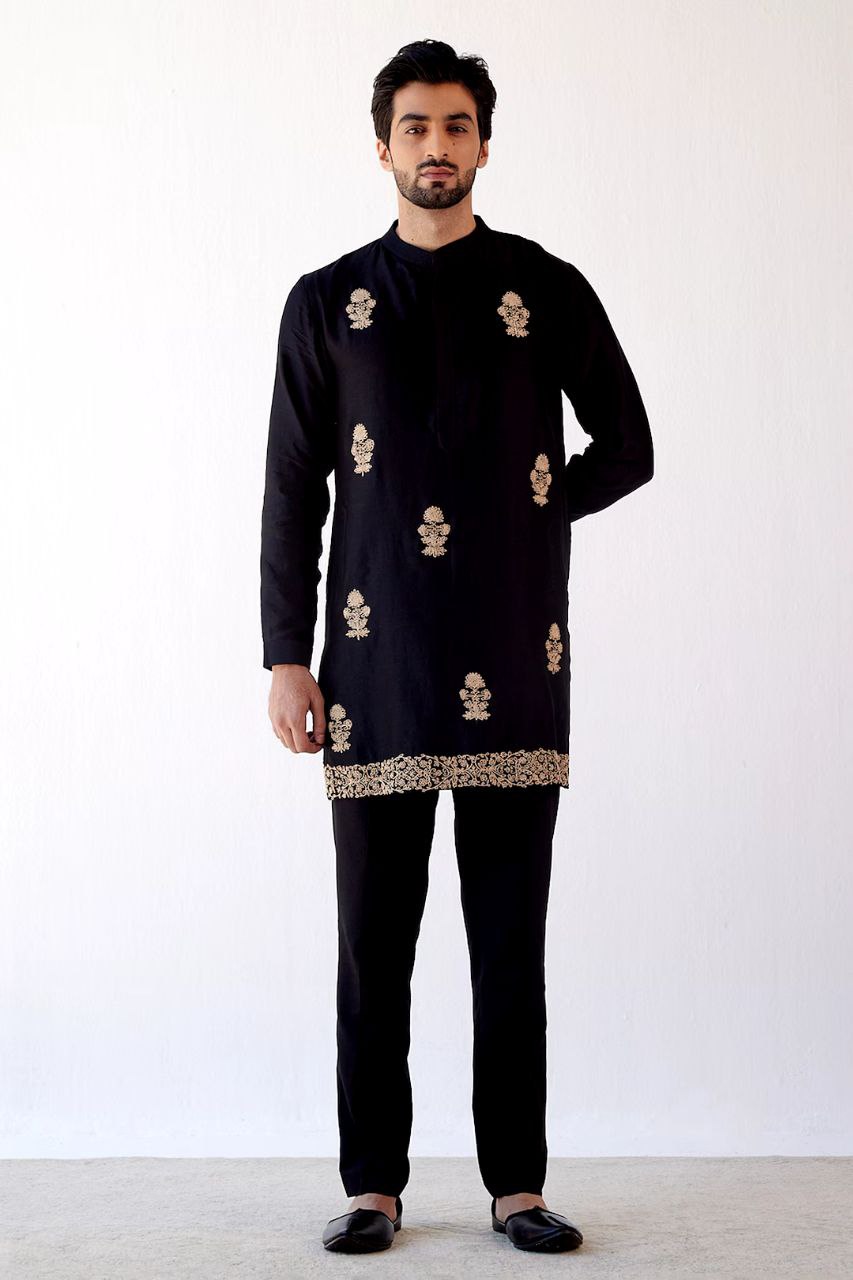 STYLISH BLACK EMBRODRY KURTA WITH BLACK PAJAMA