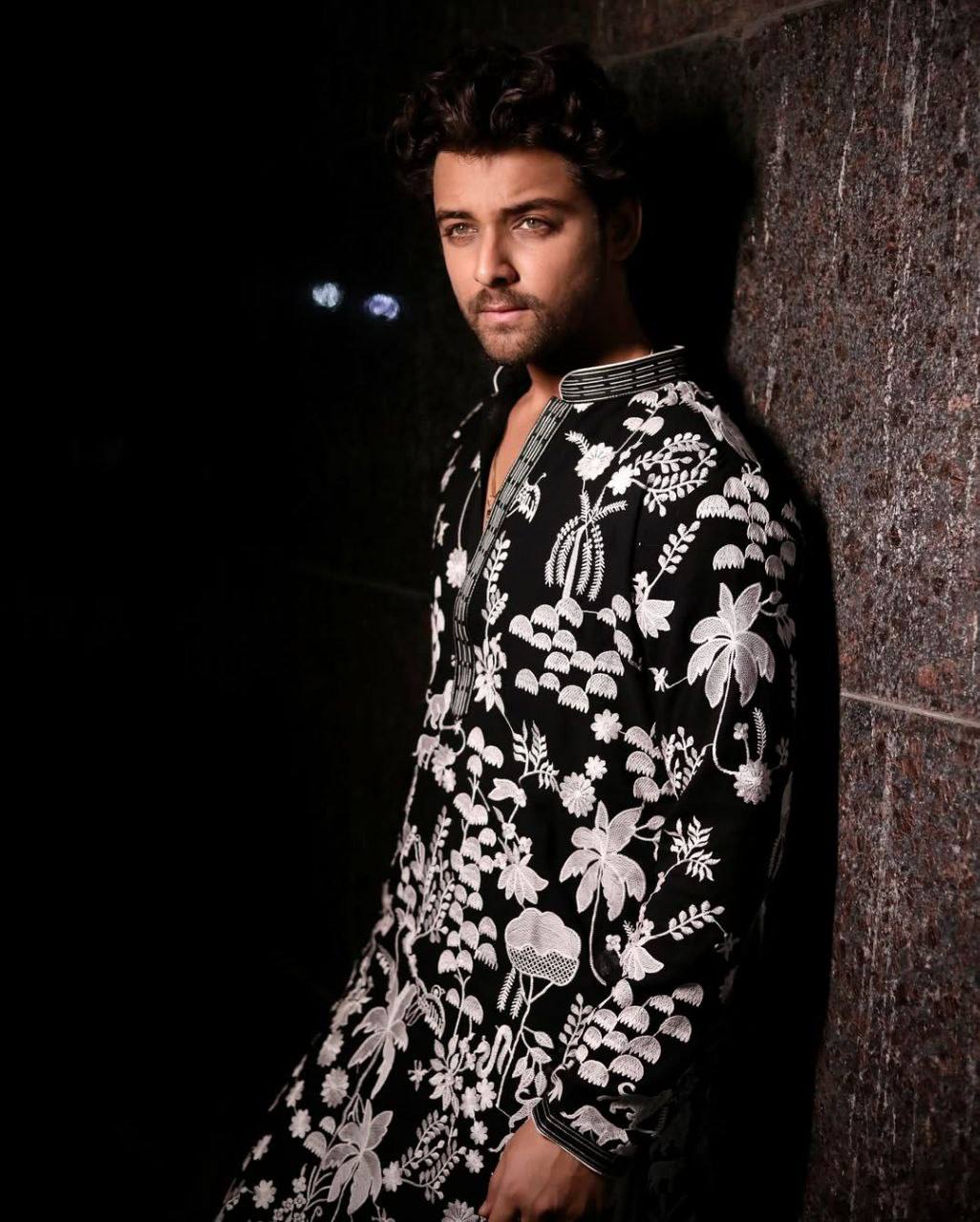 FLORAL EMBROIDERED WORK KURTA PAJAMA SET FOT MEN'S