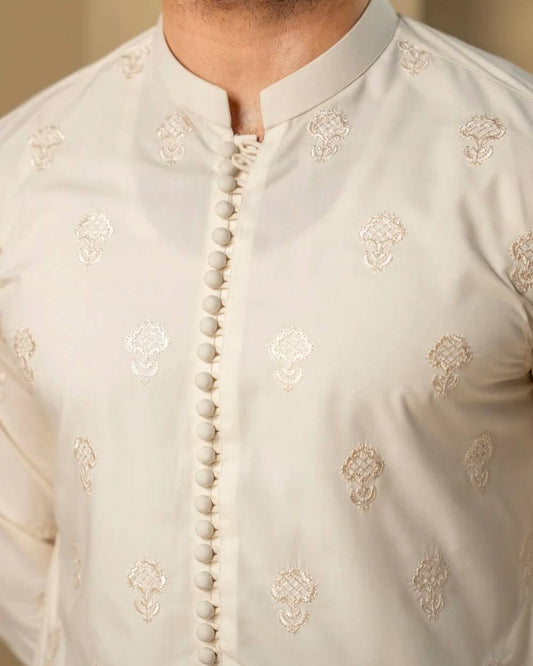 WHITE EMBROIDERED KURTA PAJAMA SET FOR MEN'S