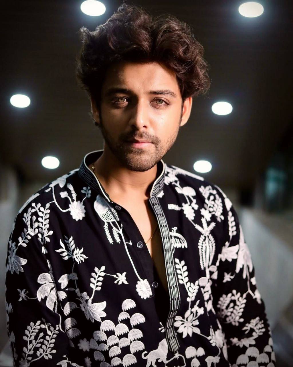 FLORAL EMBROIDERED WORK KURTA PAJAMA SET FOT MEN'S