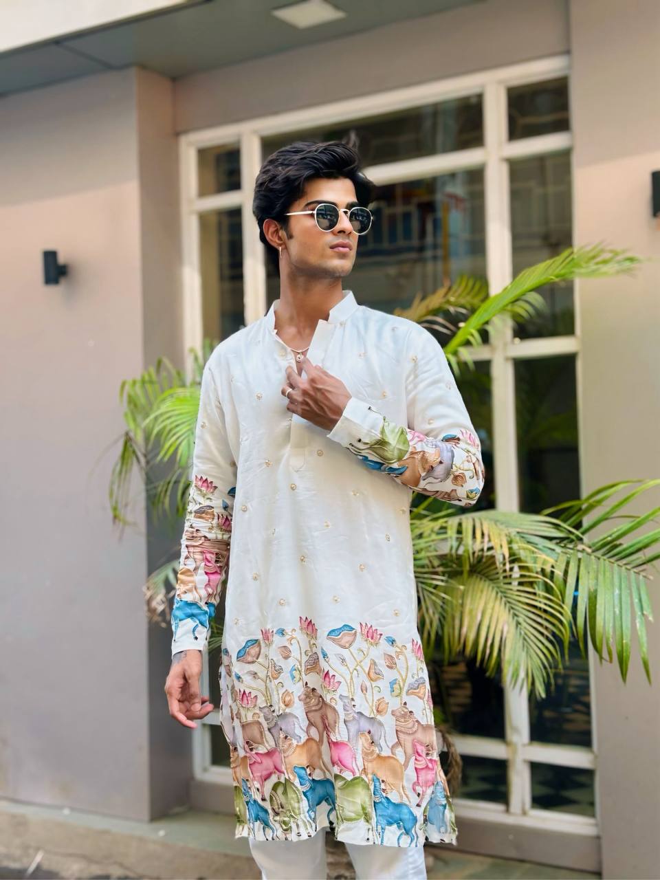 WHITE COW N BUTTI EMBRODERD WORK KURTA SET