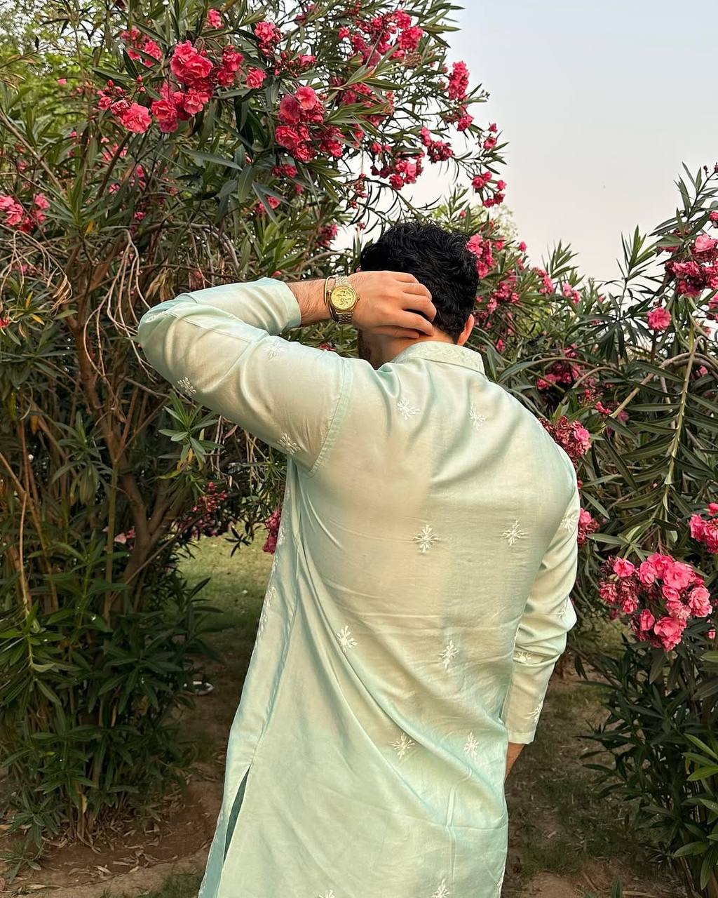 MILKY GREEN EMBROIDERED KURTA PAJAMA SET FOR MEN'S