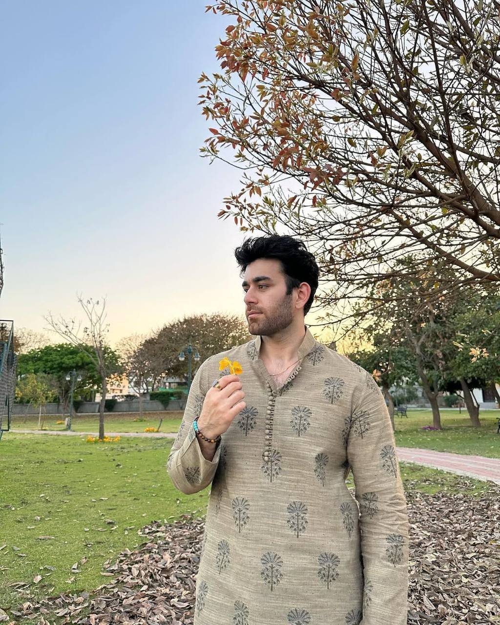 DUSTY GREY BUTTA PRINTED WORK KURTA PAJAMA SET FOR MEN'S