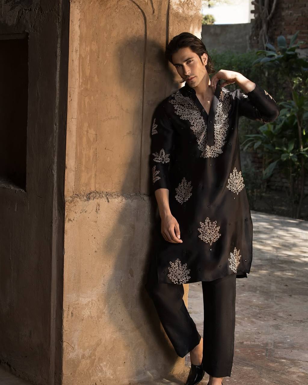 BLACK DORI  AND SEQUNCES WORK KURTA PAJAMA SET FOR MEN'S