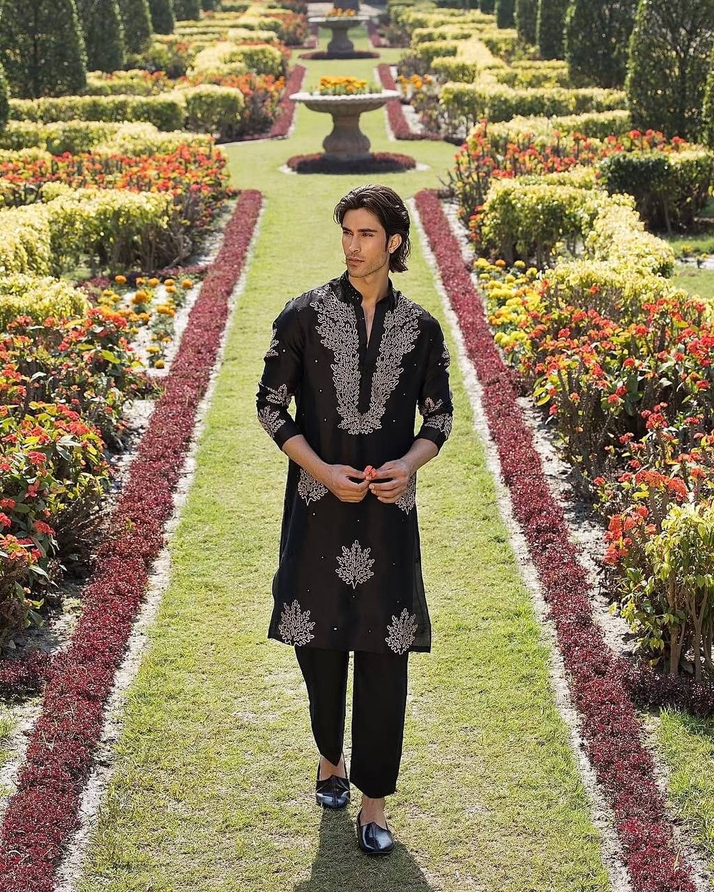 BLACK DORI  AND SEQUNCES WORK KURTA PAJAMA SET FOR MEN'S