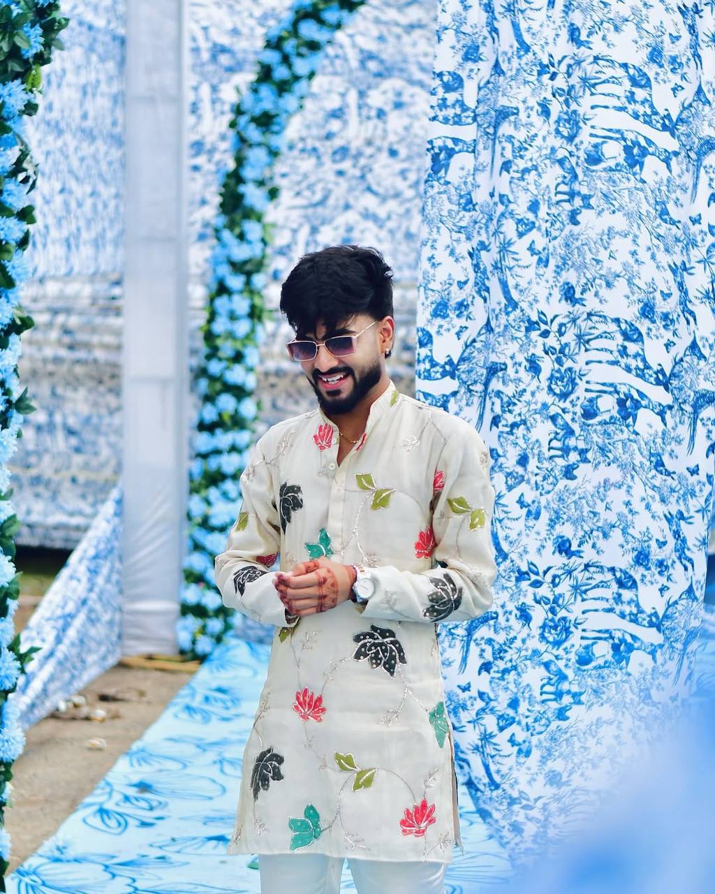 White Multi Flower Embroidered Tissue Kurta pajama set for men's